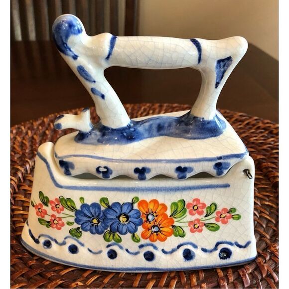 VINTAGE - 🎉HP🎉 Unique Decorative Porcelain Jewelry/Trinket BoxFrench Country - Picture 3 of 16